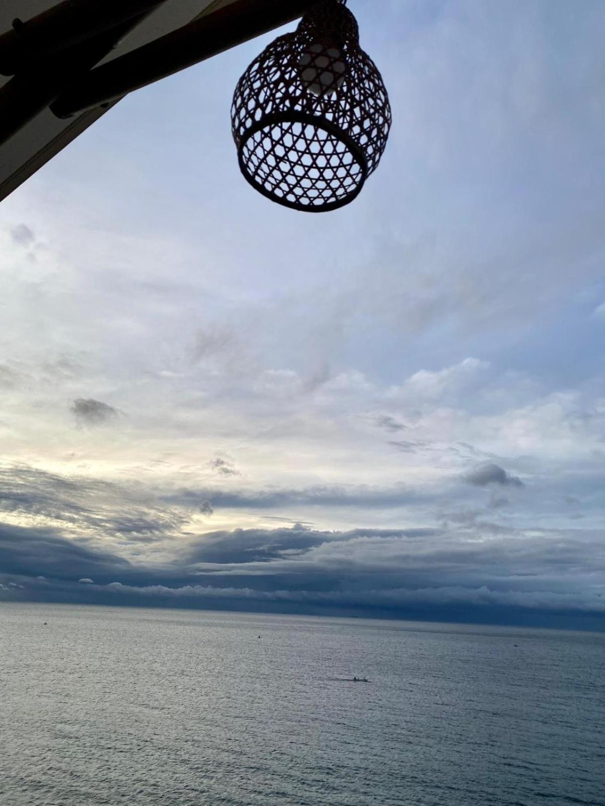Bali Cliff Glamping Seraya Exterior foto